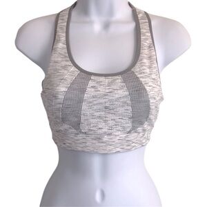 🔴 4/$15 SOHO Sport Gray & White Ribbed Criss Cross Back Sports Bra size L in EUC